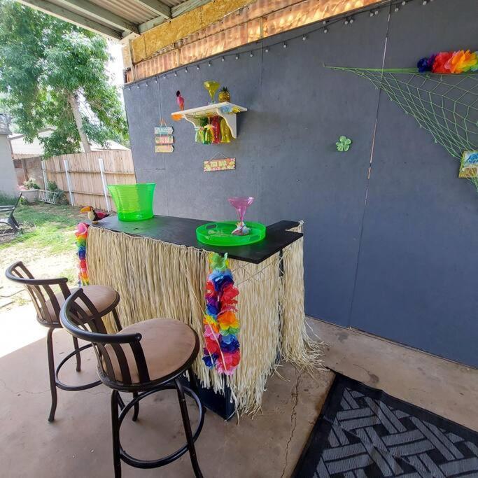 Cheerful 3 Bedroom House. Great Location Colorado Springs Exterior photo